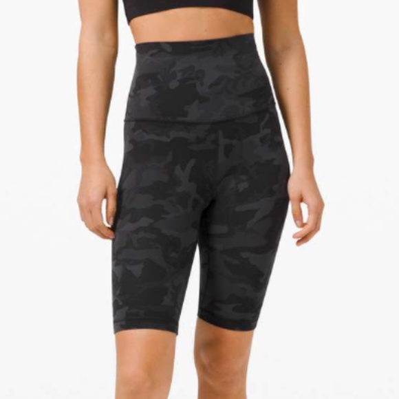 lululemon athletica Pants - align super HR shorts